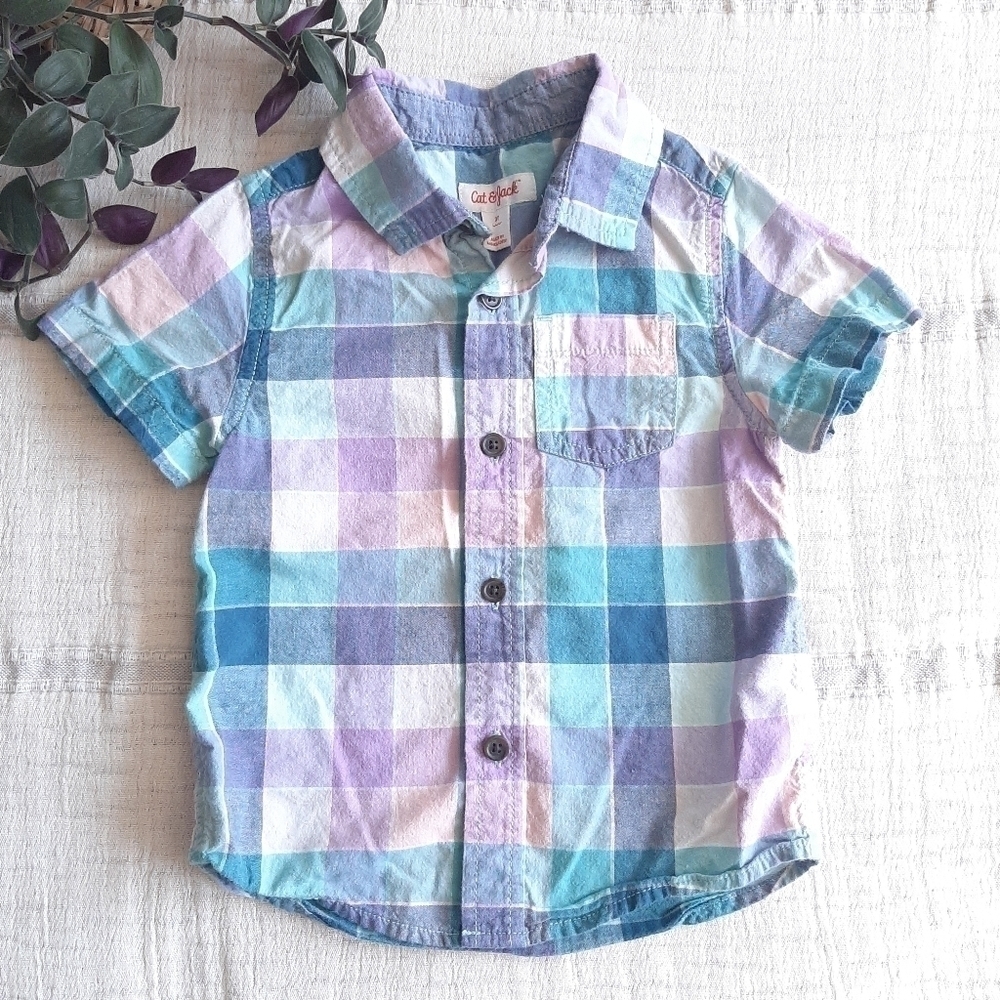 Cat & Jack Short Sleeve Plaid Button Up Shirt size 2T